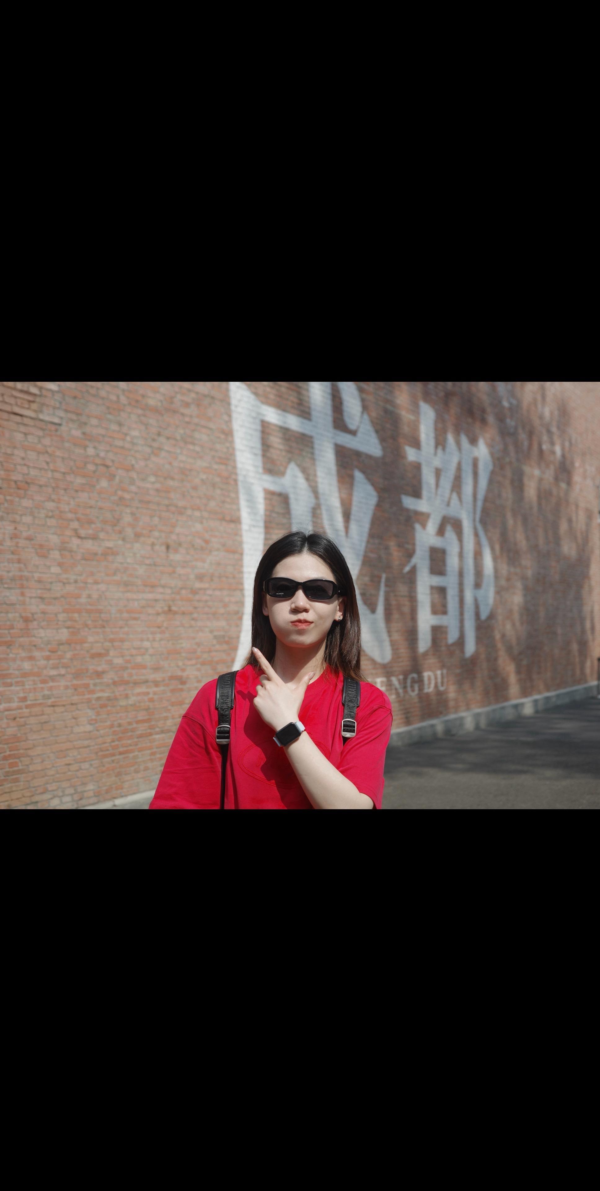 李怡婧🎵更新：童年照片对比（完全等比例放大[喵喵]中国羽毛球队[超话]2026