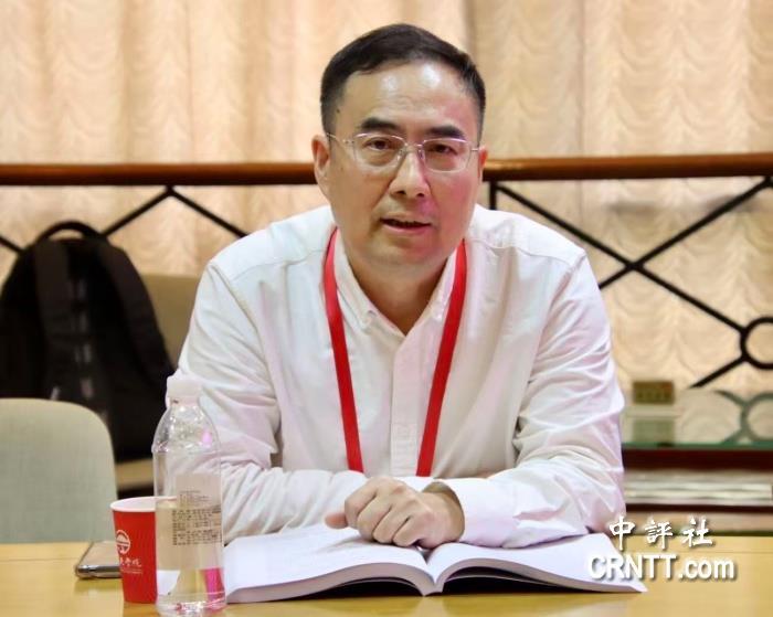大陆专家：国民党须回归孙中山统一思想
广州中山大学台湾研究所所长朱卫斌29日在第