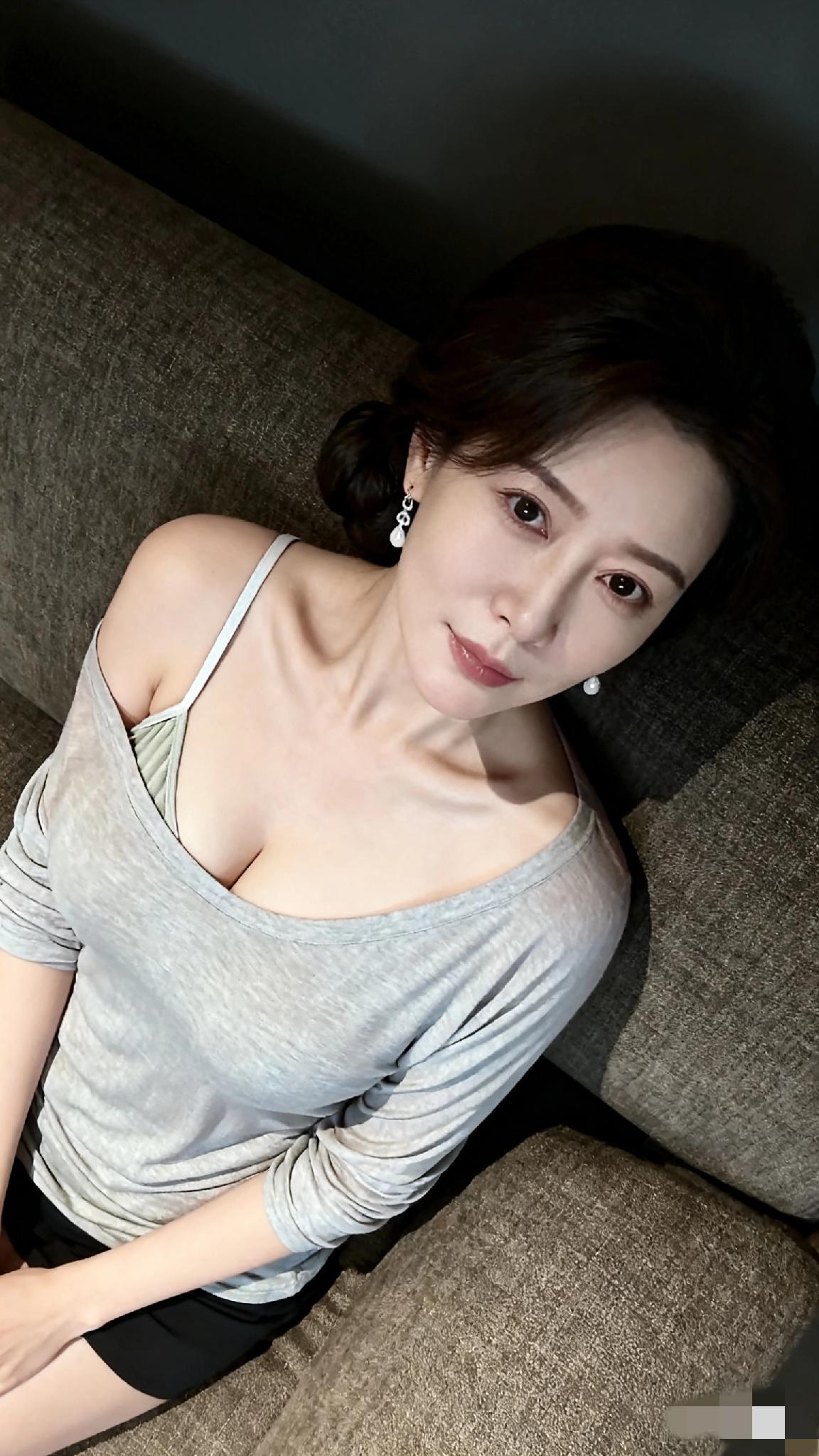 优雅气质，低调奢华，尽显女性魅力！