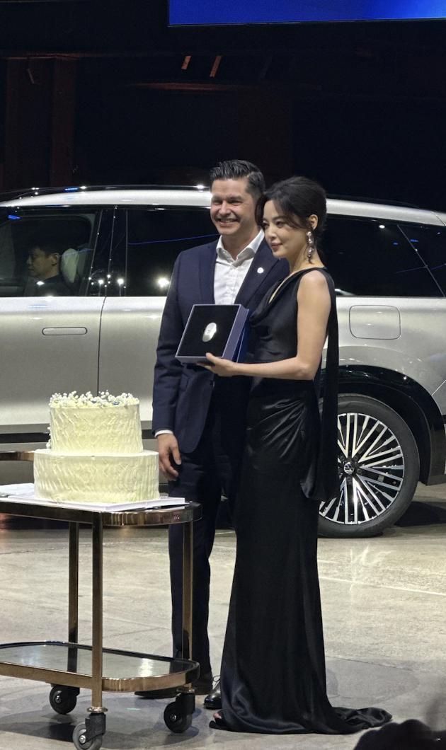 车代很难拿的，辛芷蕾这是真升咖了吧！ 