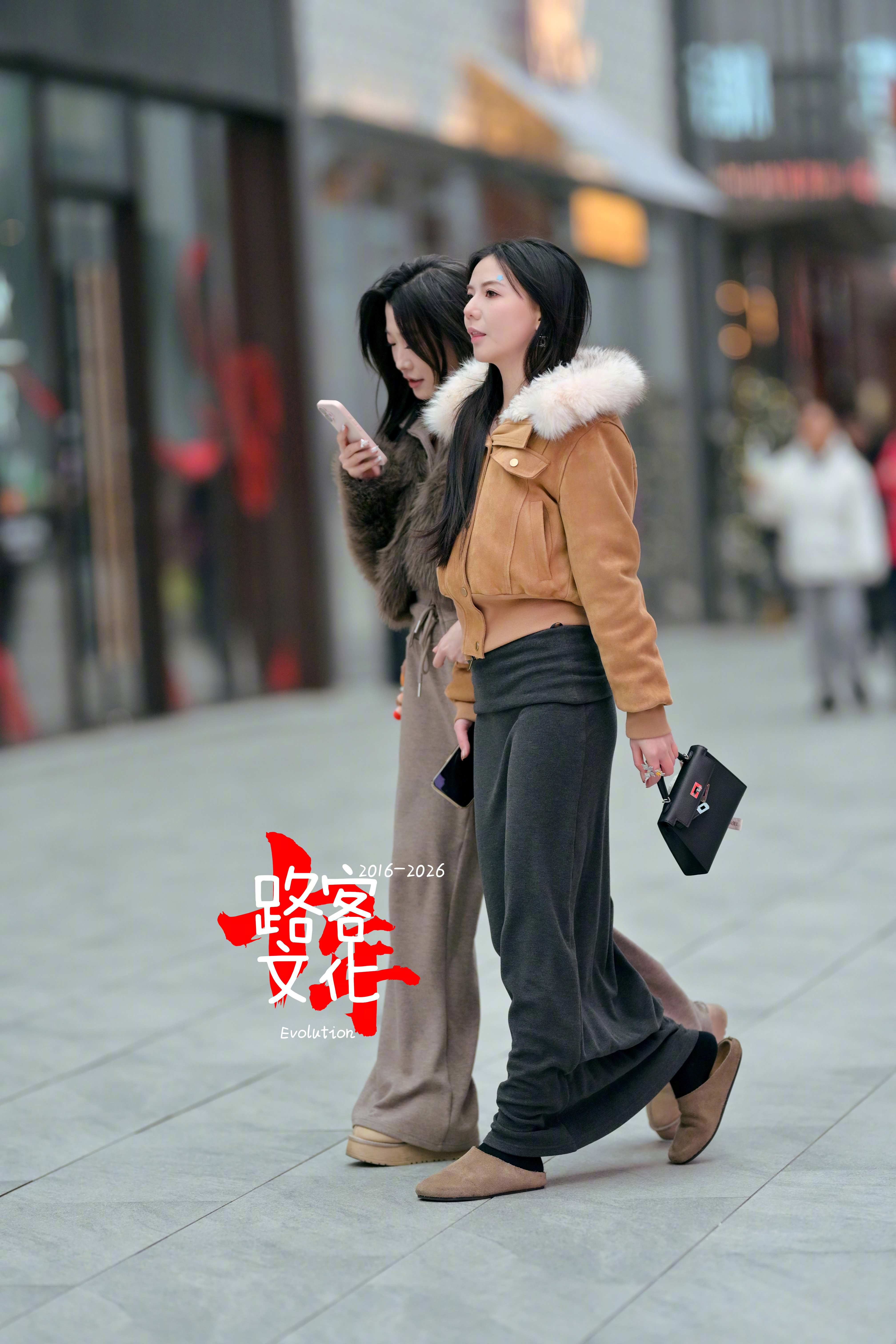 16年的夏天就拍到过的小姐姐 ，一转眼十年都过去了！ 