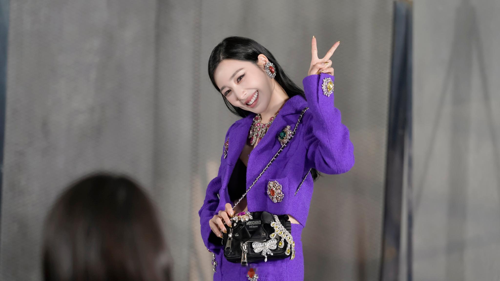 黄美英tiffany| 2023.9 MOSCHINO幕后图 ©️SUBLIME