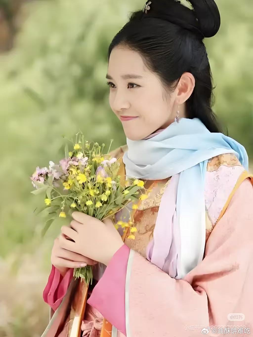 安陵容祺贵人 浪姐 乘风2026这波真的赢很大，唐艺昕的剪影live氛围感直接封