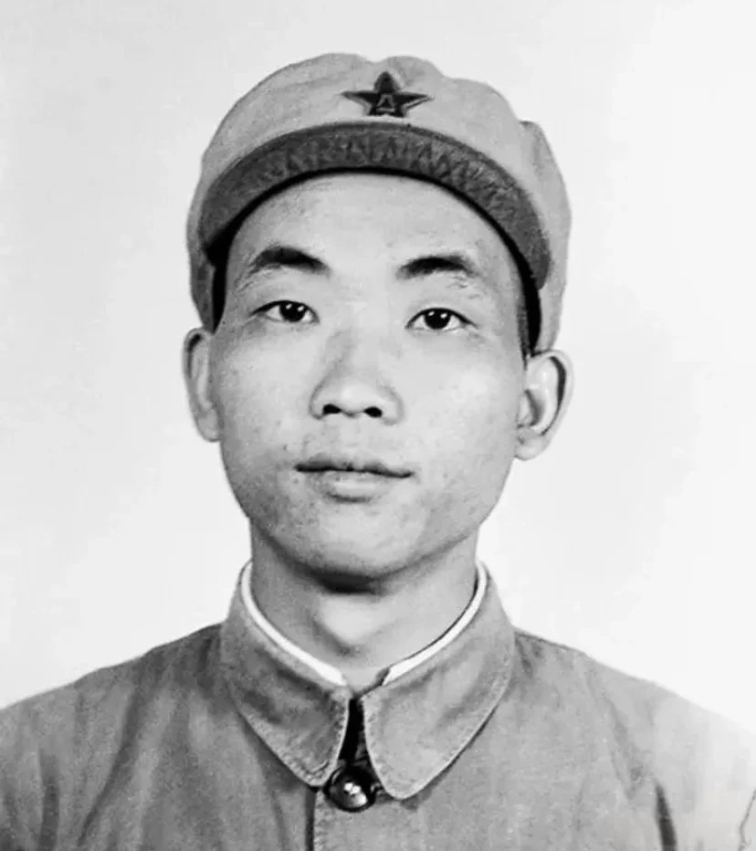 19岁新兵一人打退美军5个营！ 你敢信吗？一个19岁的新兵，第一次上战场，就一个