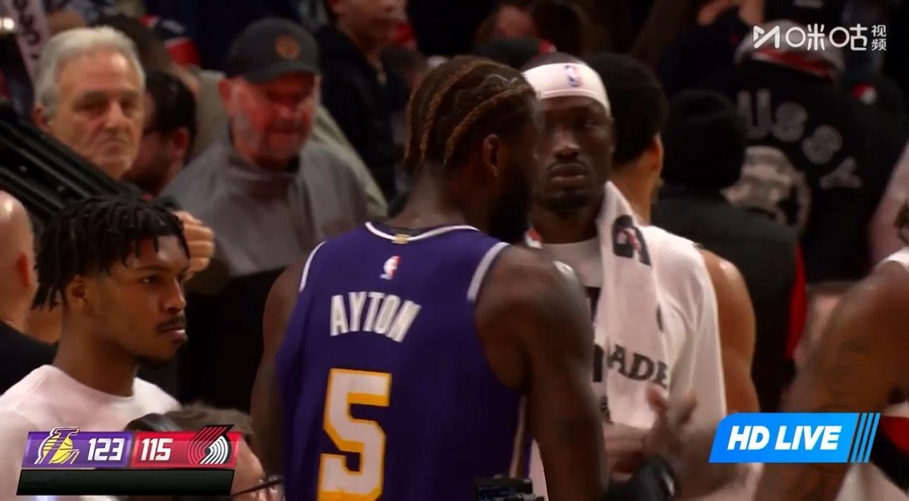 这是真菜啊开拓者一队打不过刚刚背靠背的三阵湖人缺少东契奇里弗斯詹姆斯关键是就这，