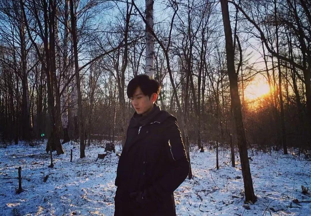 成毅长安二十四计cy成毅谢淮安＂你就是我的那束光，我永远都会为你心动.＂成毅｜赴