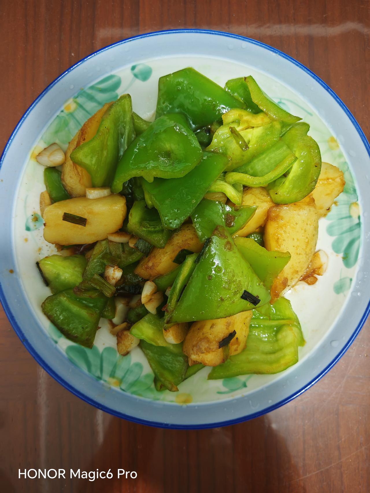 美味可口，色香味俱佳。可口的晚餐