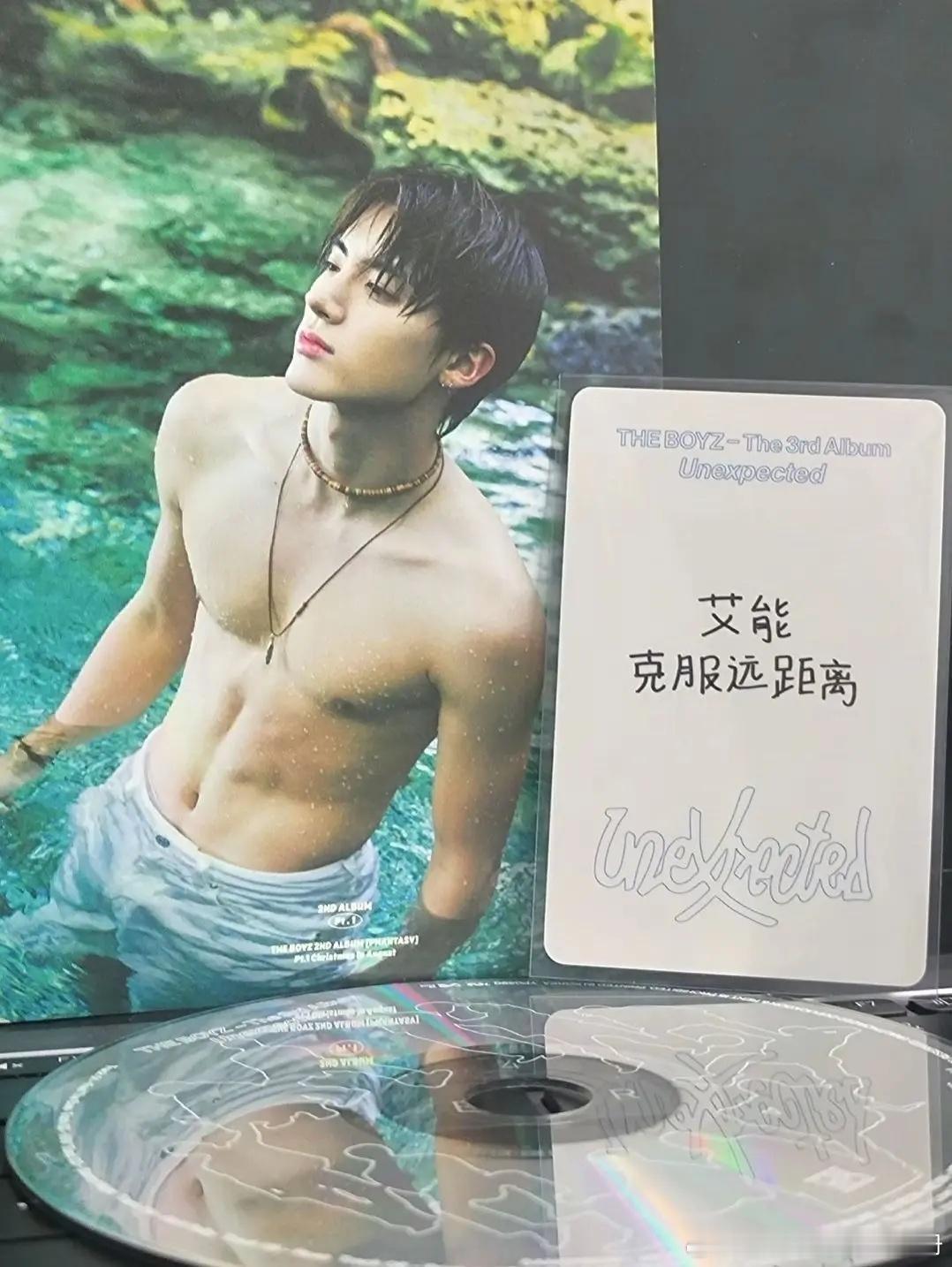 【一克拉】谁想的这个卡背，我快笑晕了 ​​​