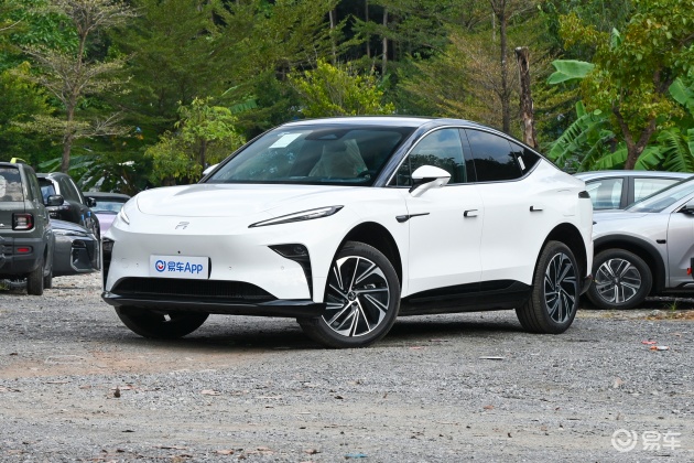 [小鲨帮选车]来聊一下飞凡R7 你会怎么选