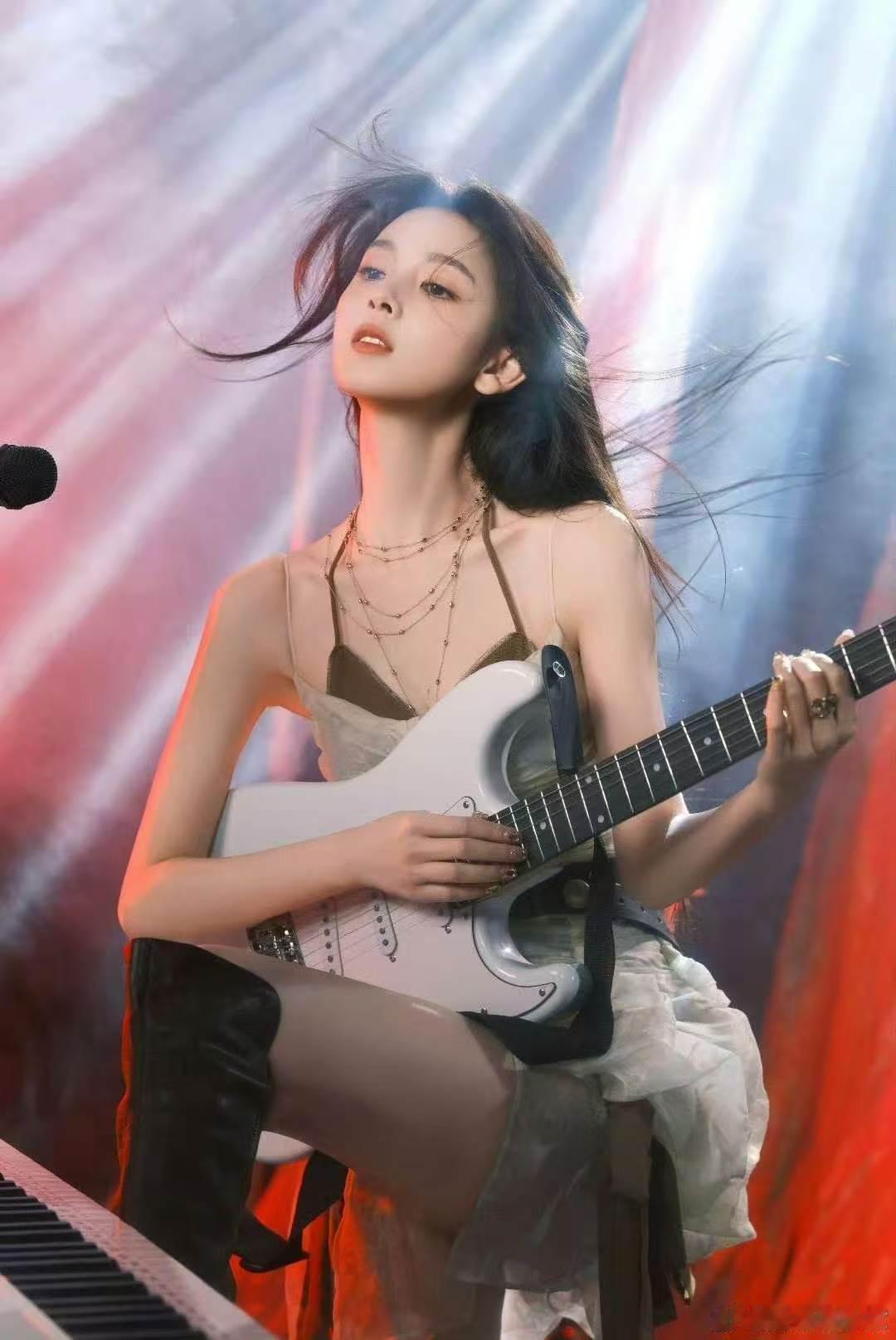 陈瑶不想被性格定义 乘风2026不必强求与众不同，陈瑶用坦然告诉世界，做自己就足