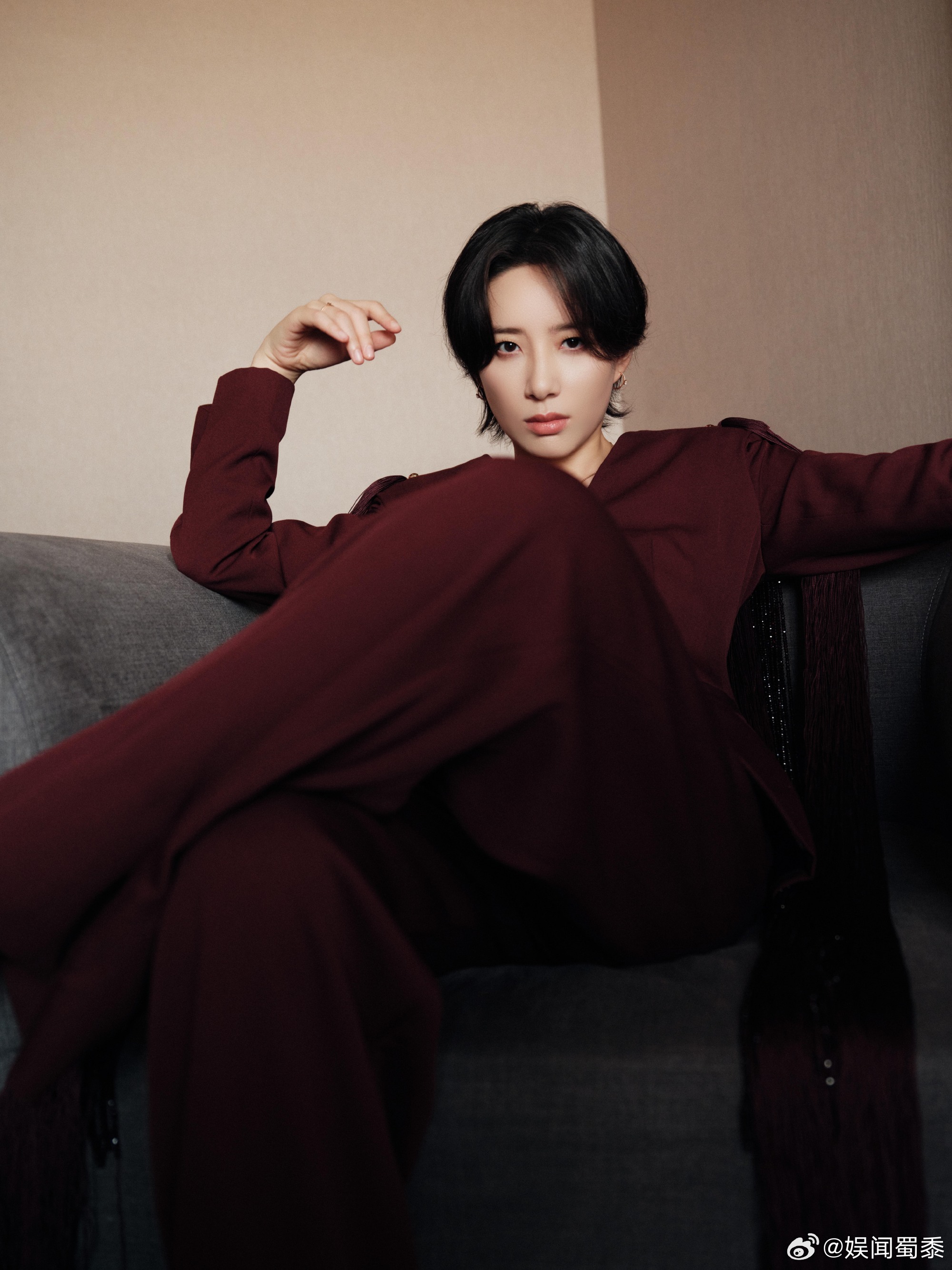 李斯丹妮说的是谁 李斯丹妮晚上连续发三条博文，这是在说的谁呀，这么突然的吗 看评