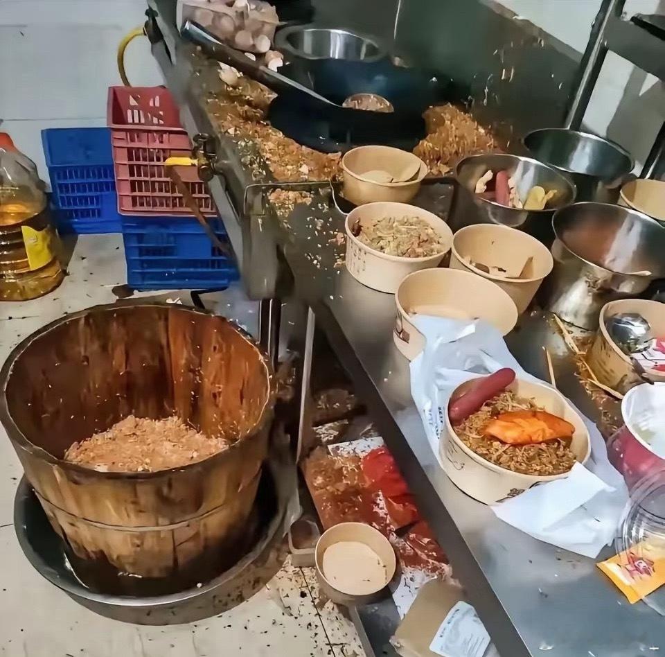 拼多多美团京东淘天抖音被罚35亿我说最近怎么点卷这么少原来在这呢还有…罚太少了吧