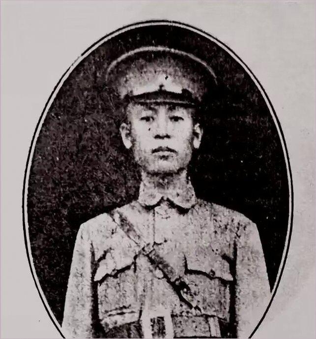 1938年徐州，日军30万精锐将60万国军死死困住，眼看插翅难飞，李宗仁几乎绝望