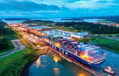 我感觉巴拿马心想，得罪中国，顶多经济损失，得罪美国是会要我命的，钱不要，命不可能