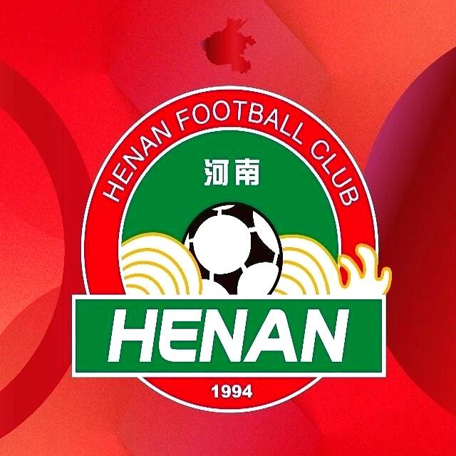 河南队这波续约太给劲了！之前传主教练拉莫斯想回葡萄牙，结果人家直接留队，这稳定性