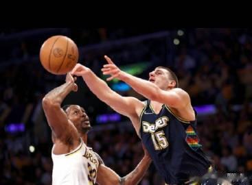 已经37岁的「魔兽」霍华德(Dwight Howard)仍希望重返NBA，他先前