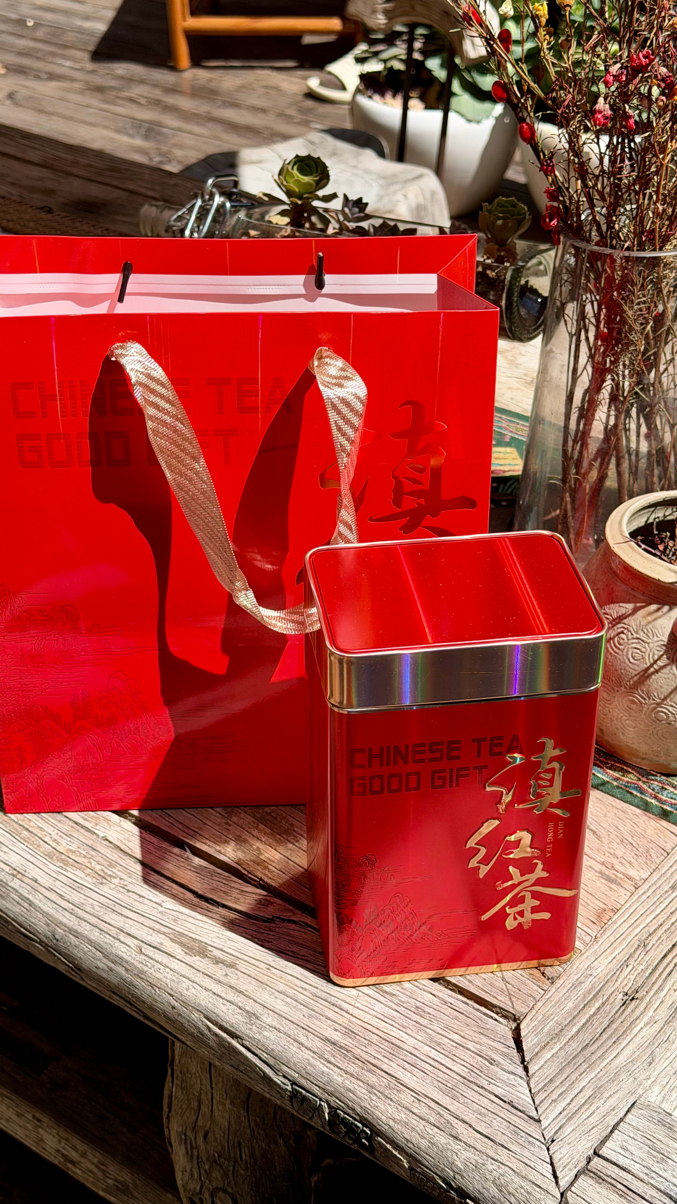 云南滇红 我们客栈这款云南滇红工夫，只有1斤了（不是一公斤，是一市斤），最近很多