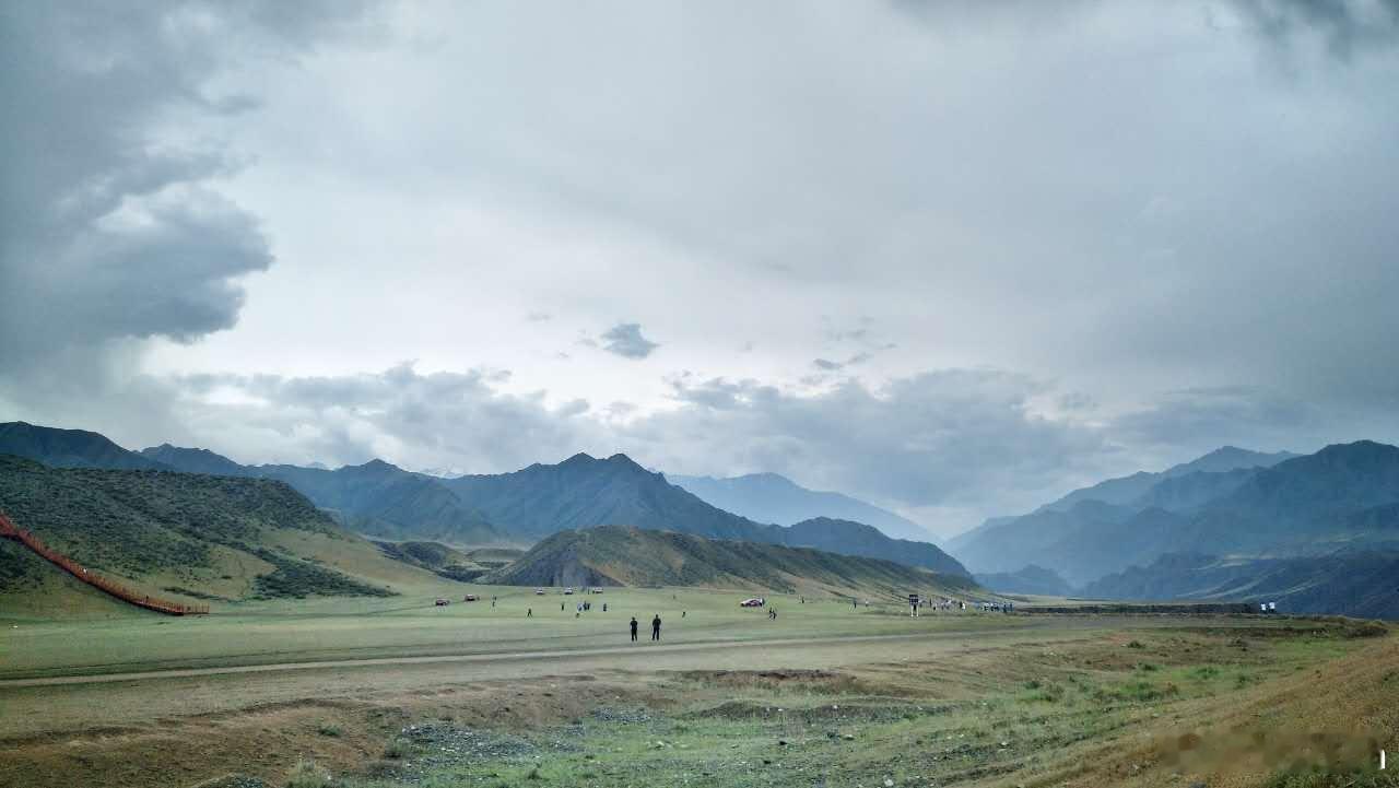 今天架了三个机位拍摄，算不算非常给面子了┏(＾0＾)┛📷 