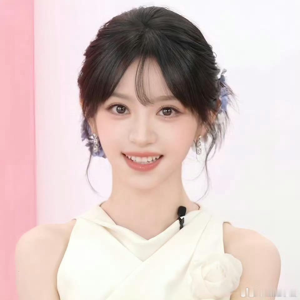 田曦薇 直播截图！我们爆剧女主超美哒 田曦薇直播