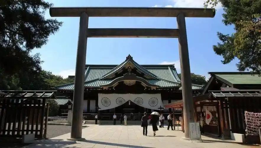 重磅改口！中方不再叫靖国神社，直接定名战犯神社
 
8月17日，中方外交口径迎来