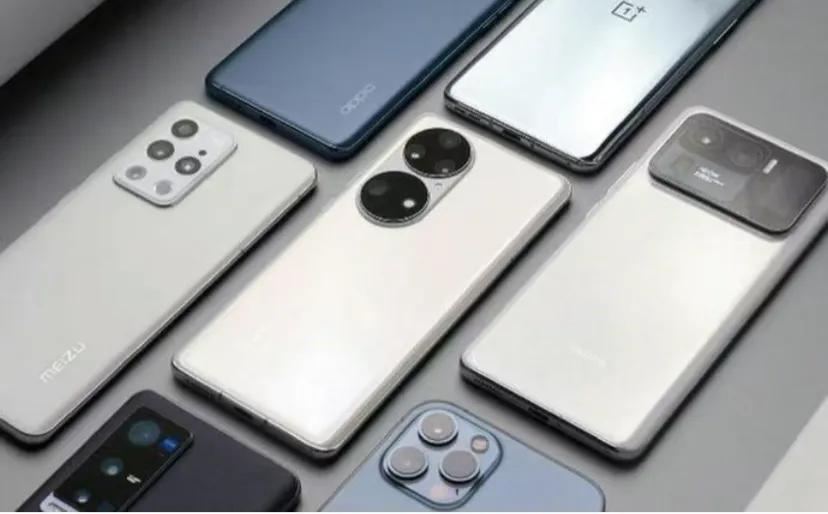 讲真现在的手机3K以上的都不错。当然还得看预
算，预算高就闭眼入品牌旗舰机，大差