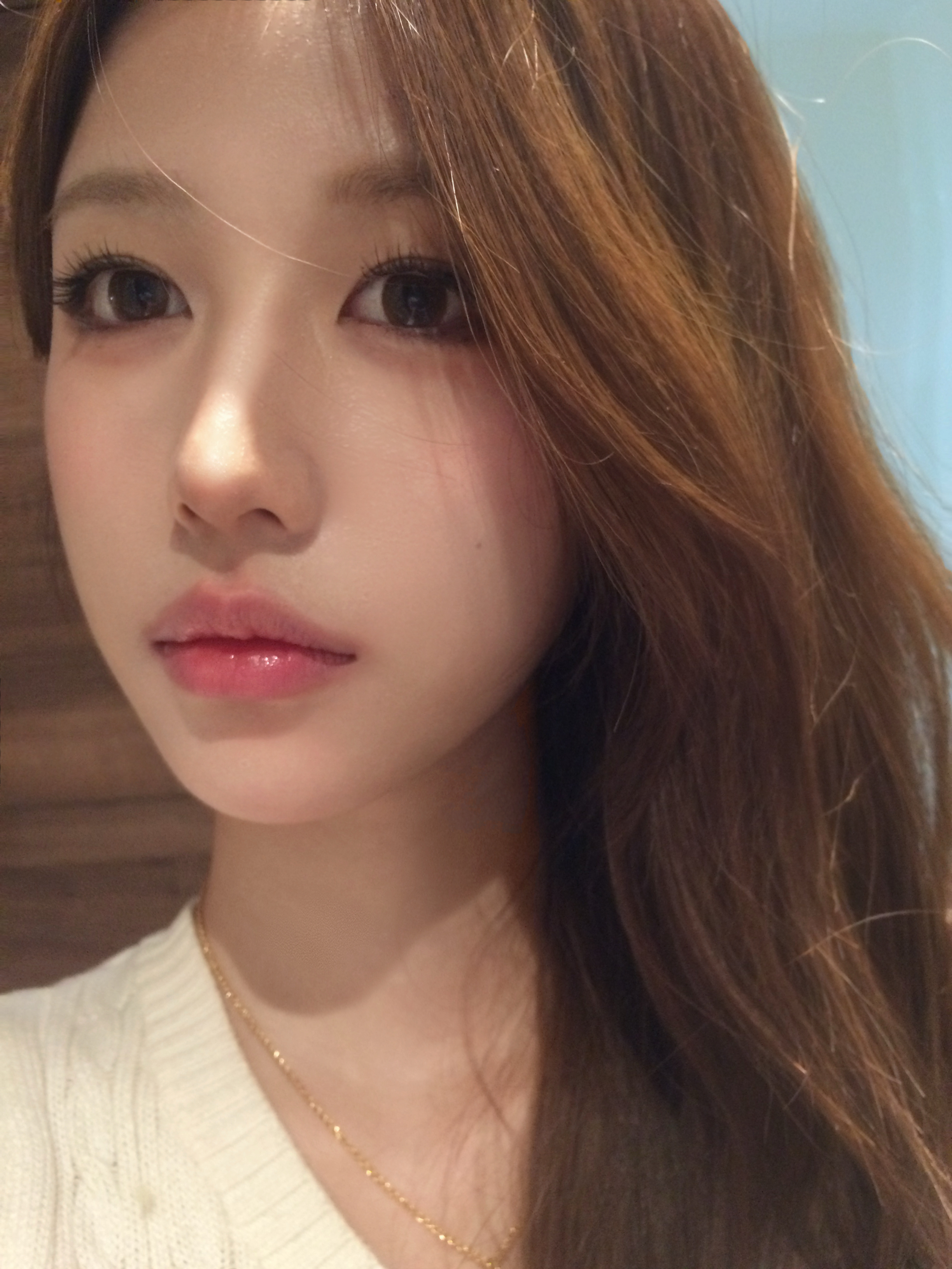 后置的画质好清楚 但我眼睛不知道该往哪看。 ​​​