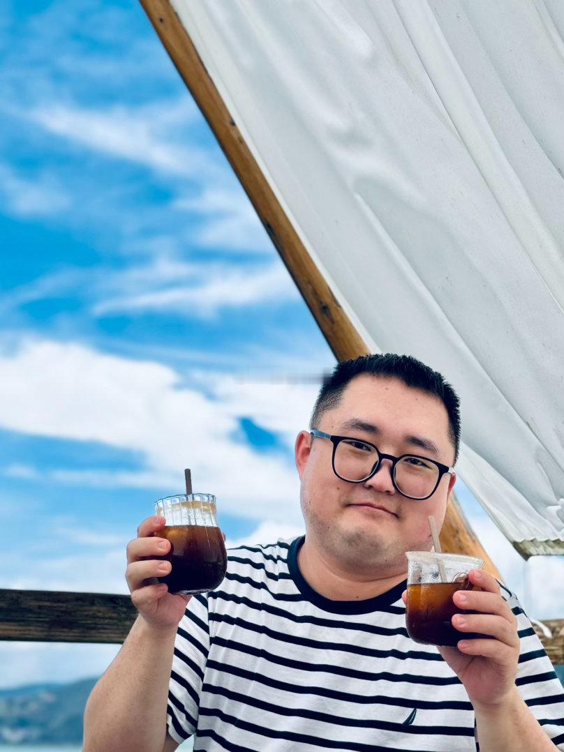 人生苦短，咖啡蓄满 昆明·抚仙湖