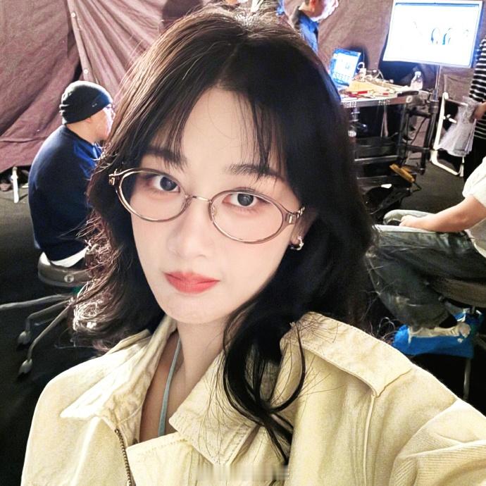 杨紫 | 杨紫小夭 愿你能被很多人喜爱，满腔热忱去展望未来​​​