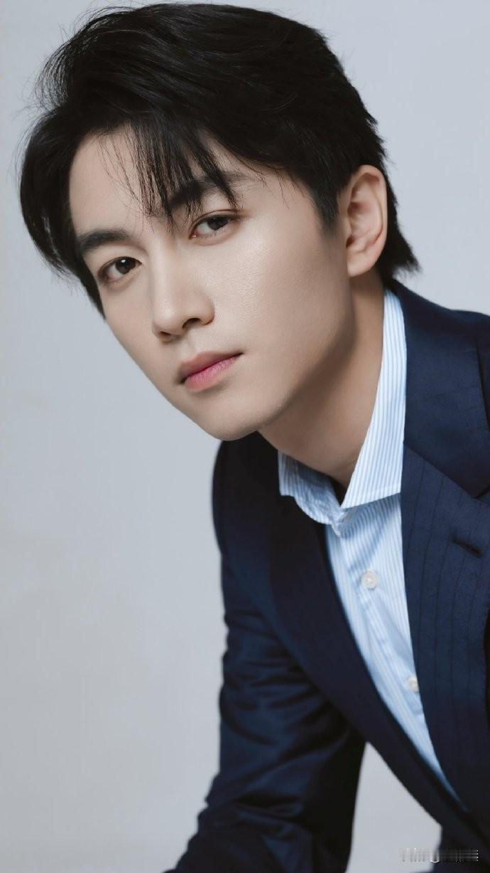 《大生意人》，陈晓，说到这种“帅而不自知”的感觉，现在娱乐圈里真的很少见了，我总