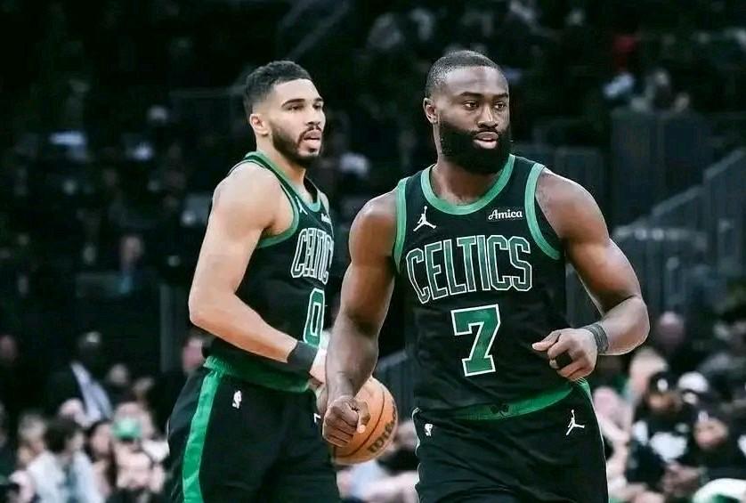 双探花最强一战来了……

这样的双探花谁不怕？在凯尔特人147:129打爆热火的