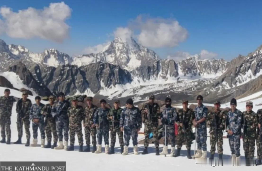 《加德满都邮报》7月11日报道，尼泊尔武装力量联合巡逻中尼边境，边境居民对其反馈