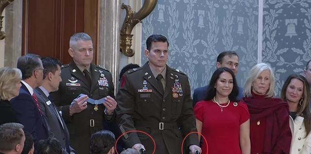 特朗普公布在抓捕马杜罗行动中受伤的三角洲部队士兵——五级准尉埃里克·斯洛弗，他在