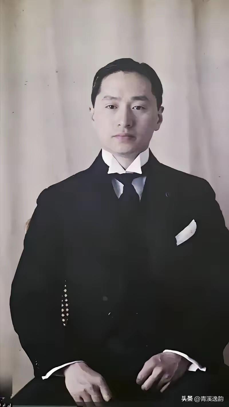 1959年，顾维钧趁妻子黄蕙兰睡着，偷偷溜进严幼韵的房间。没想到，黄蕙兰却默不作