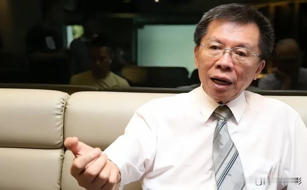 5月18日，台湾名嘴沈富雄说：

中国大陆如今是世界第二大经济体，军事实力也稳居