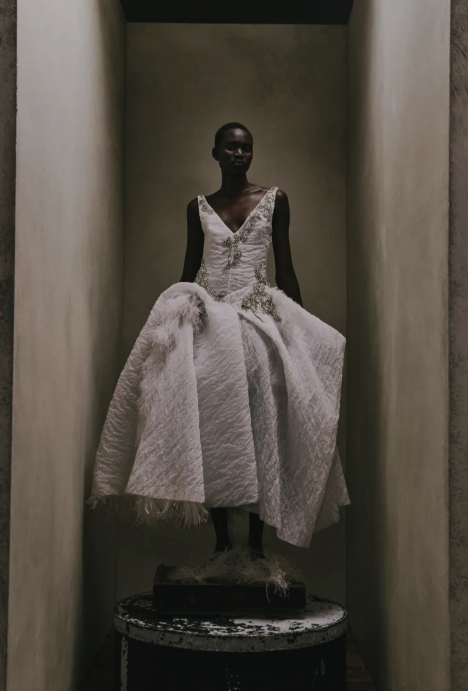 如果现实中有人穿ERDEM，我会很尊敬她........Erdem Resort