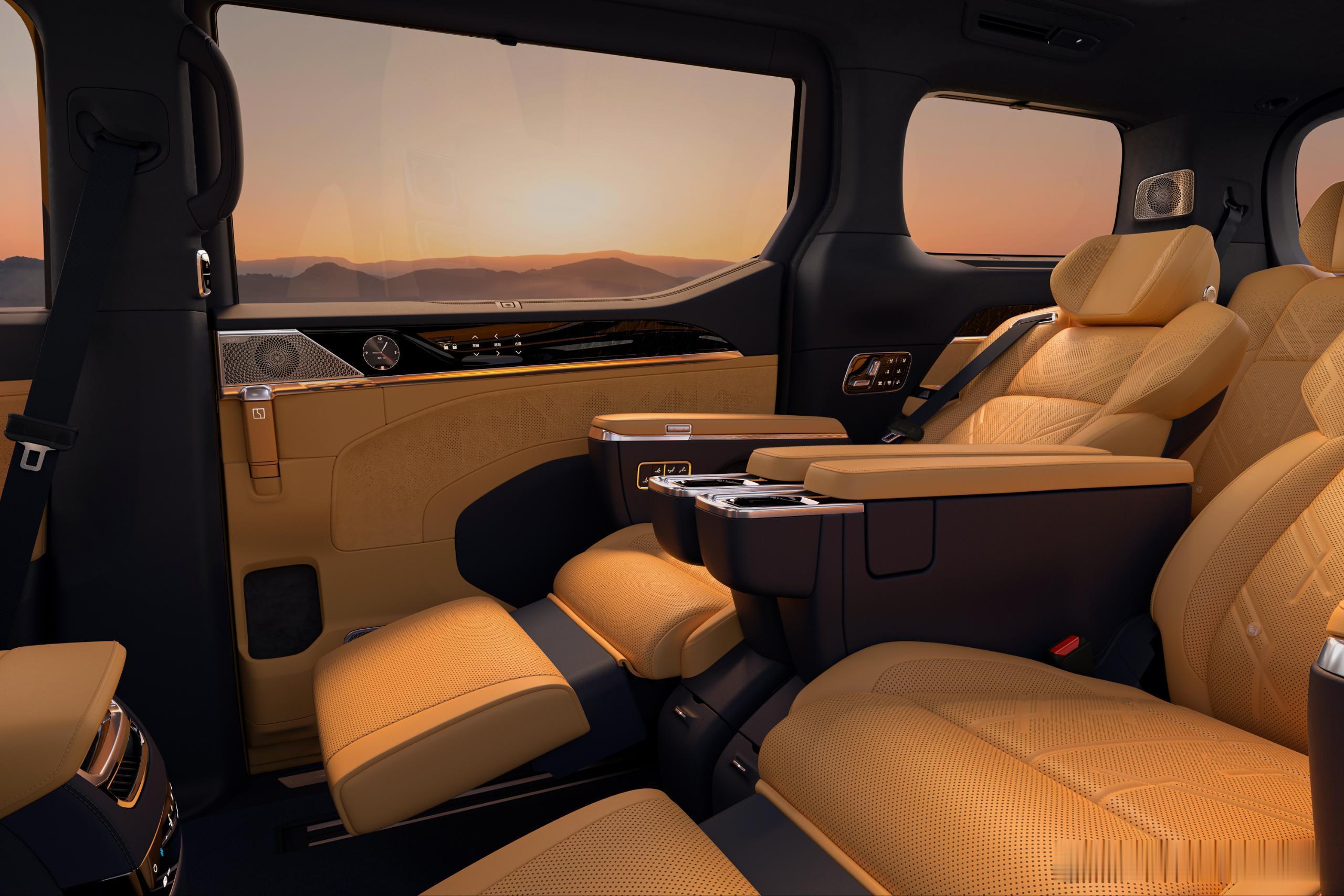 虽然我还年轻，但是看到焕新极氪009这旗舰MPV还是挺心动的，颜值和配置都拉满了