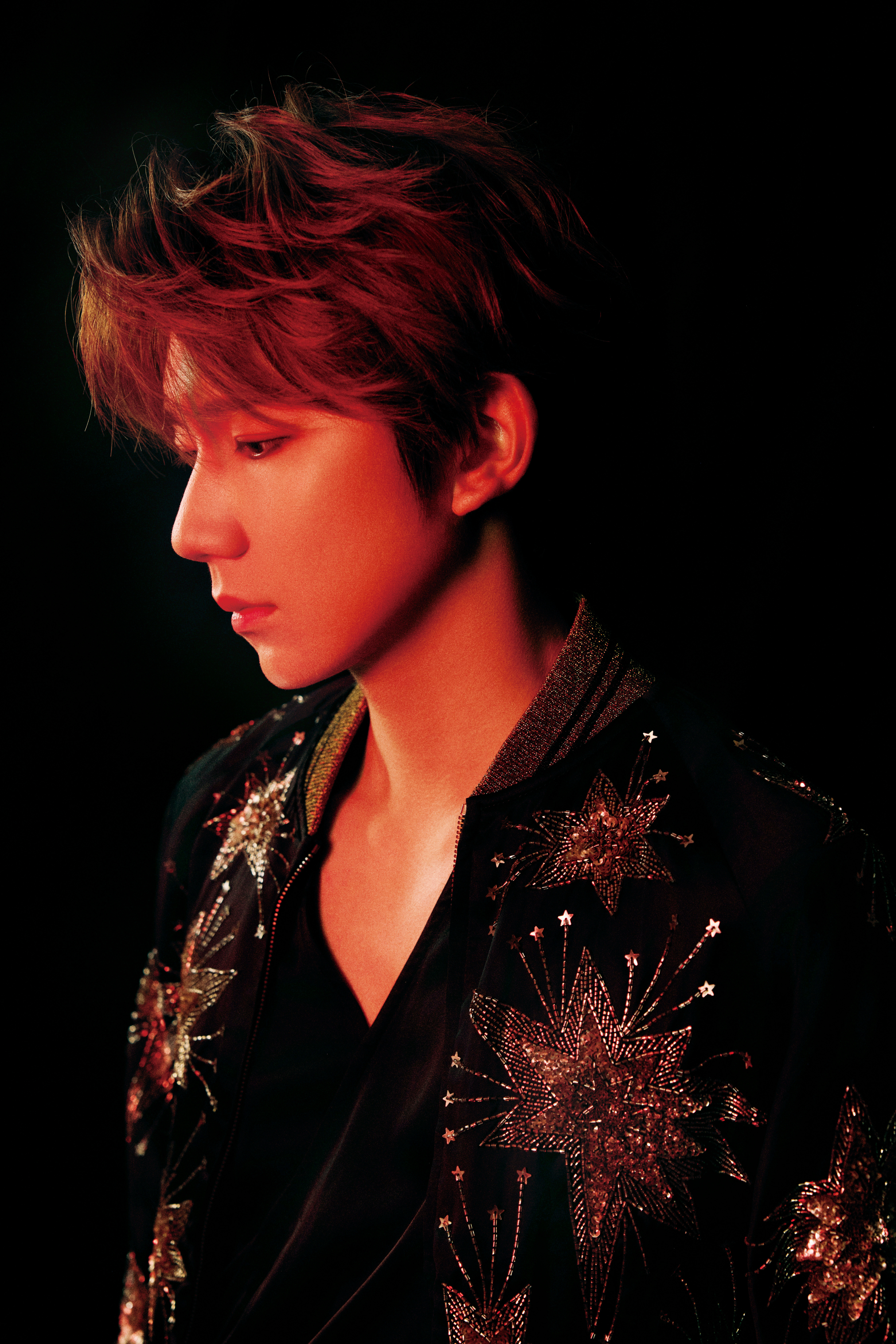 王源｜泡泡岛音乐与艺术节造型出图，三套造型三种风格，在舞台上编织银河之梦✨王源工