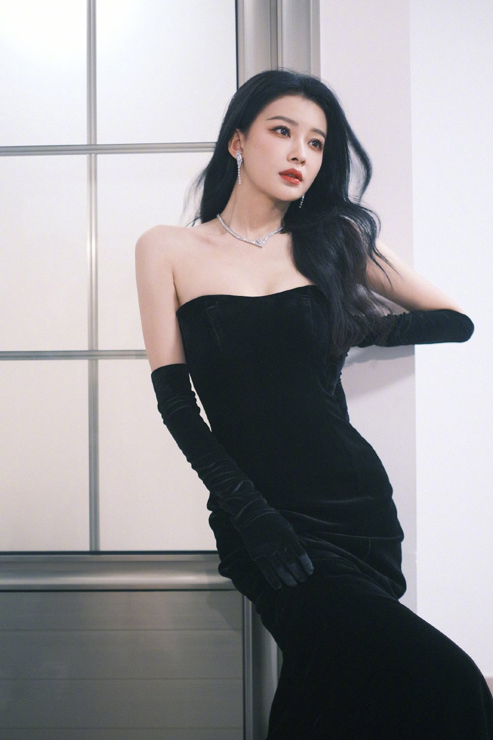 大侦探黑车大劫案没有孙怡大侦探黑系列回归，可惜这次没有孙怡。她之前的怡把手、怡亿