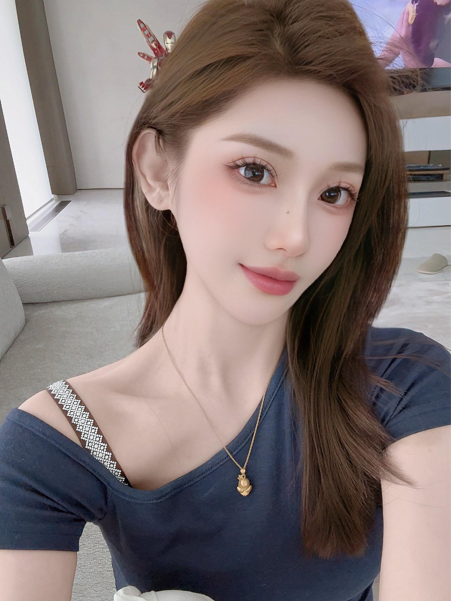 人会因为嘴硬失去很多东西，也会因为心软受很多委屈