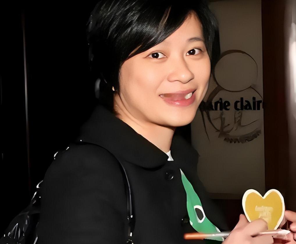 64岁无婚无子，陪郭富城30余年，梁美薇的“心甘情愿”，从来不是爱情。

看完她