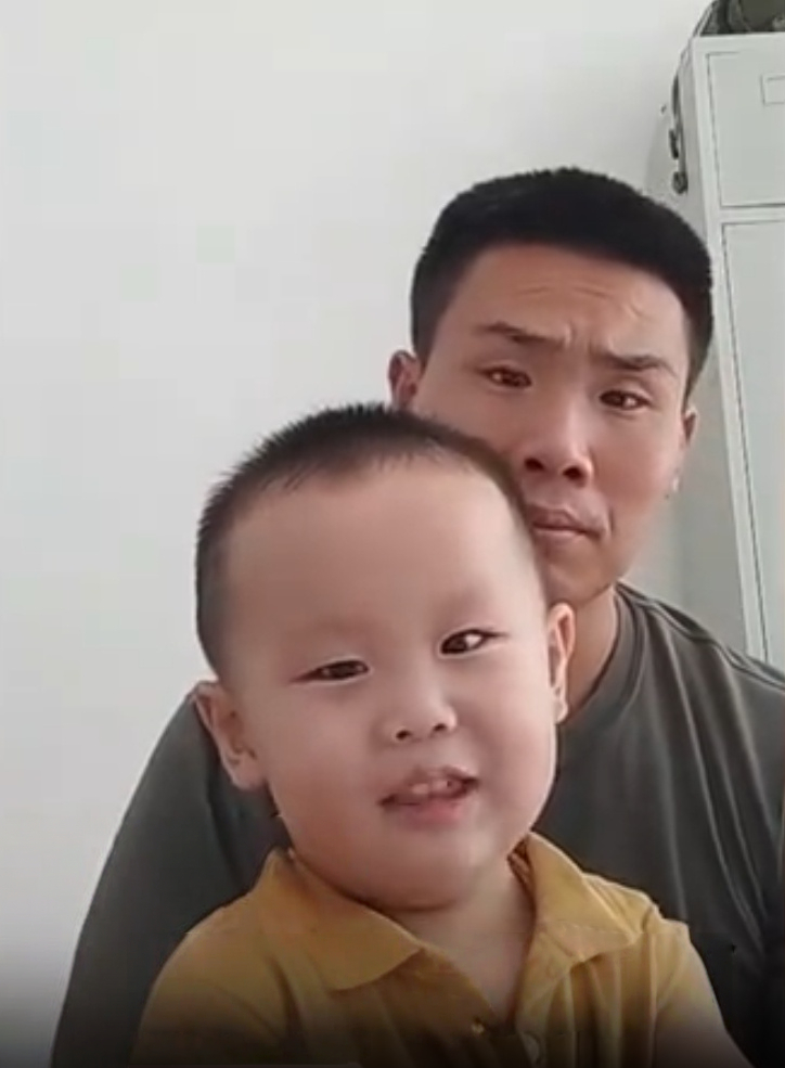 在部队，如何当一名合格的爸爸？之前就感叹过，当爸爸比当兵难多了——换弹匣贼利索的