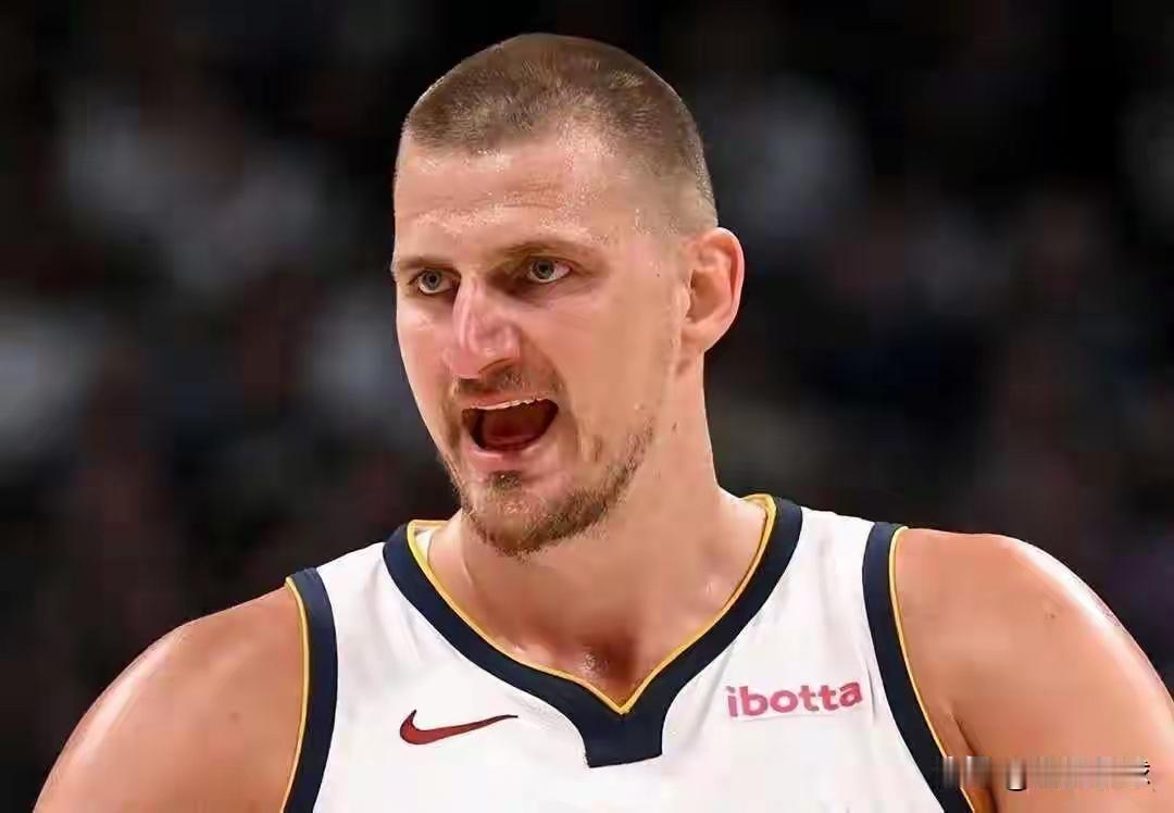 NBA最强全能战士，60分以上三双中锋第一人！[赞][赞][赞]