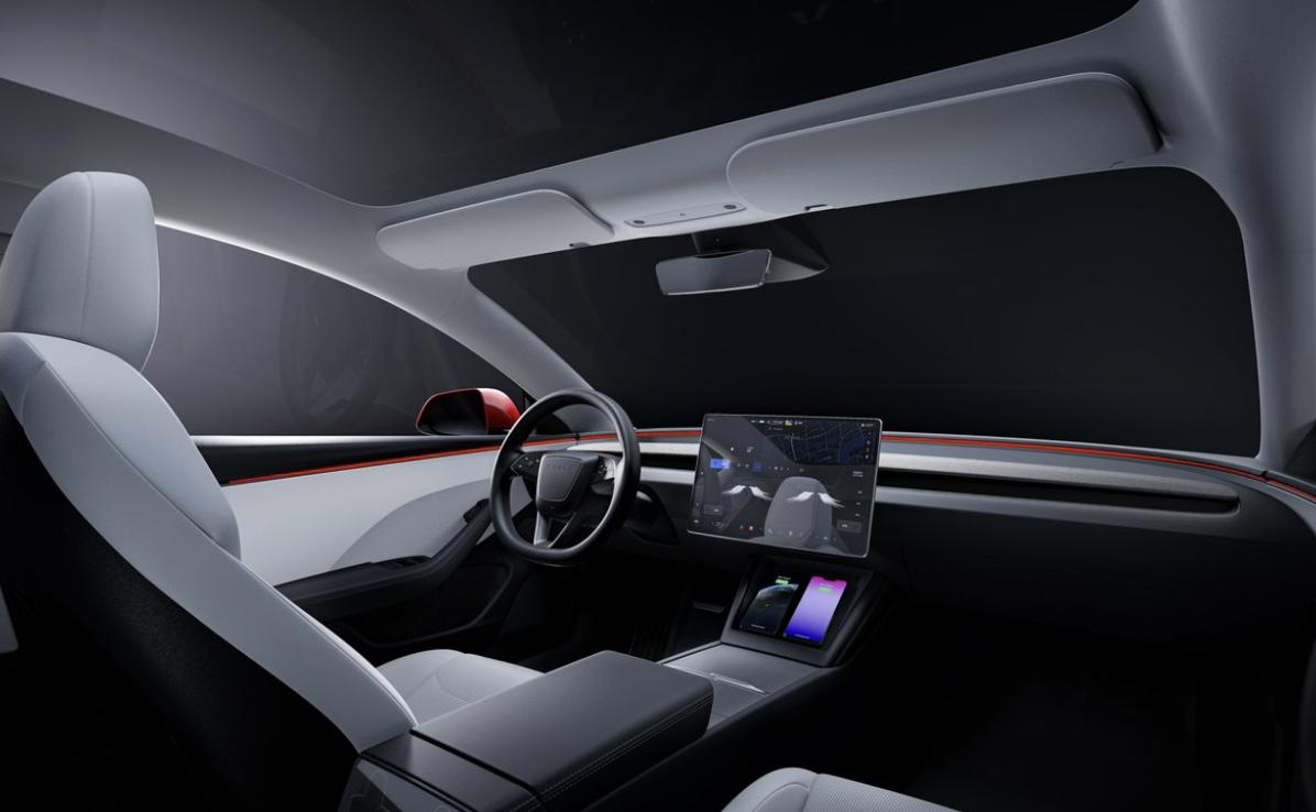 特斯拉升级车内氛围灯新功能，和安全辅助联动
特斯拉即将到来的2026春季OTA中