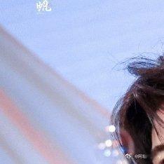 朱志鑫 朱志鑫 民选top 朱志鑫 全优唱作人 “你是我永恒的春季 是第十二枝玫