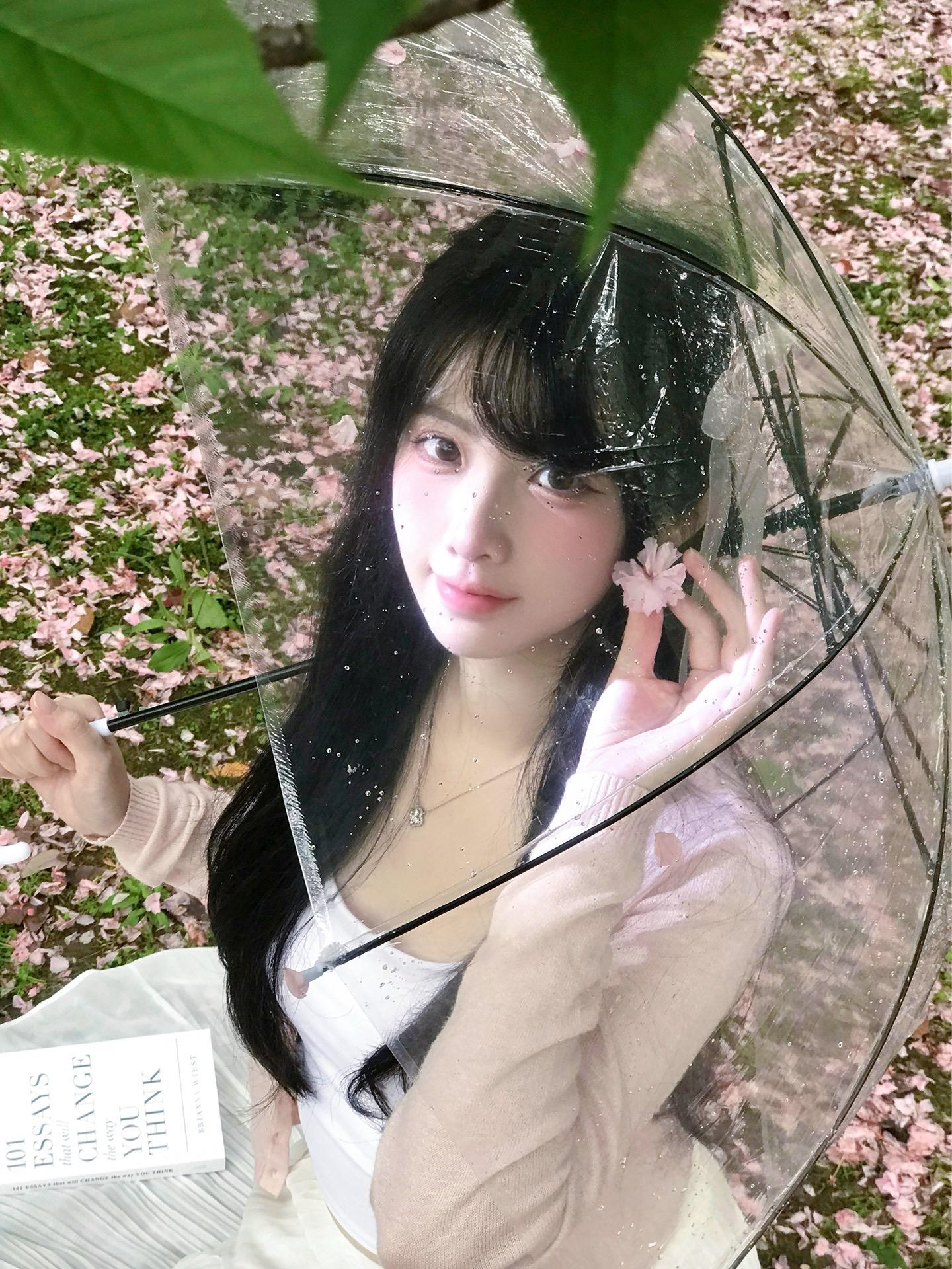 你是春天寄给我的第一封情书吗。