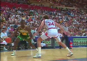 雨人的暴力扣篮！