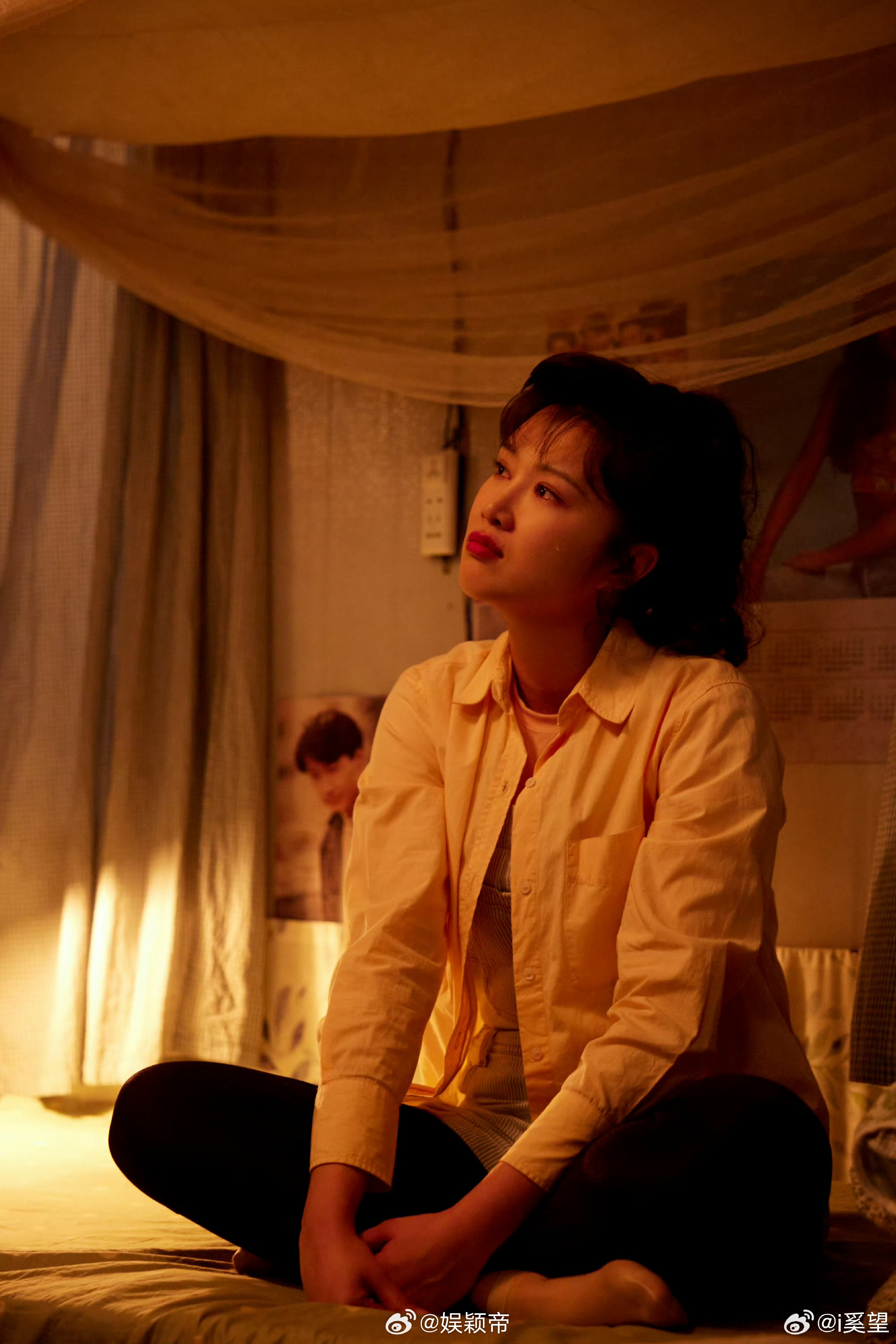 我的山与海奚望本色出演麦霸在深圳混下去没点绝活真不行，郝倩倩的绝活是唱歌，奚望的