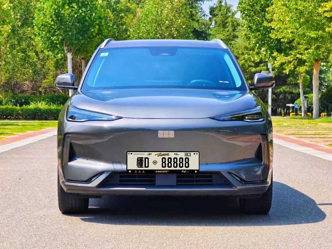 预算卡在5万块钱，想入手一台省钱好开的二手纯电车，日常通勤、接送孩子、短途出游都