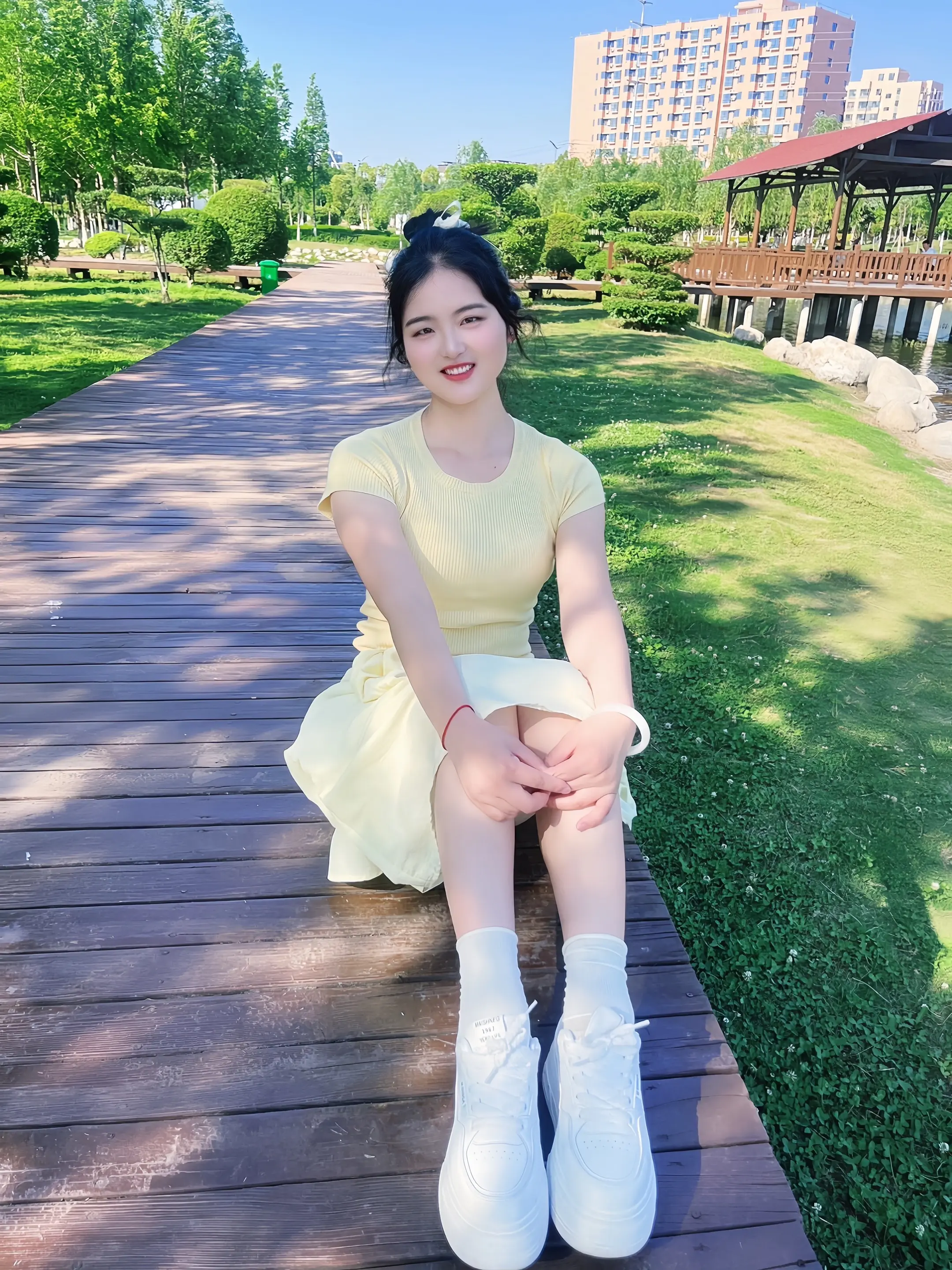 遇到少妇你不爱 注定人生会失败 大风吹倒梧桐树，唯有少妇你拿不佳