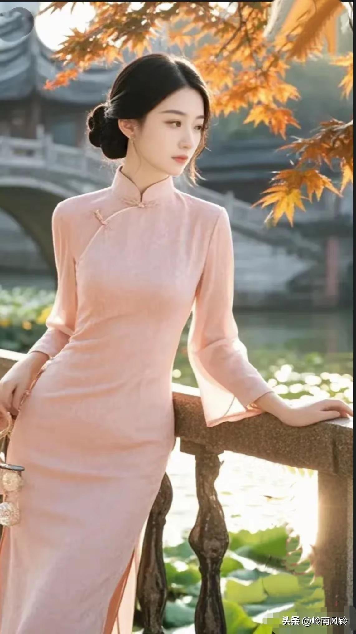 塞鸿秋·船头伫立 
佳人船头凝眸伫，
孤身又踏来时路。
马旁站望归途赴，
旧情暗